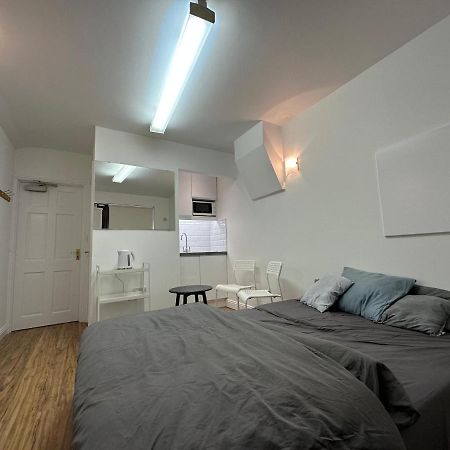 Santry Studio Dublin Extérieur photo