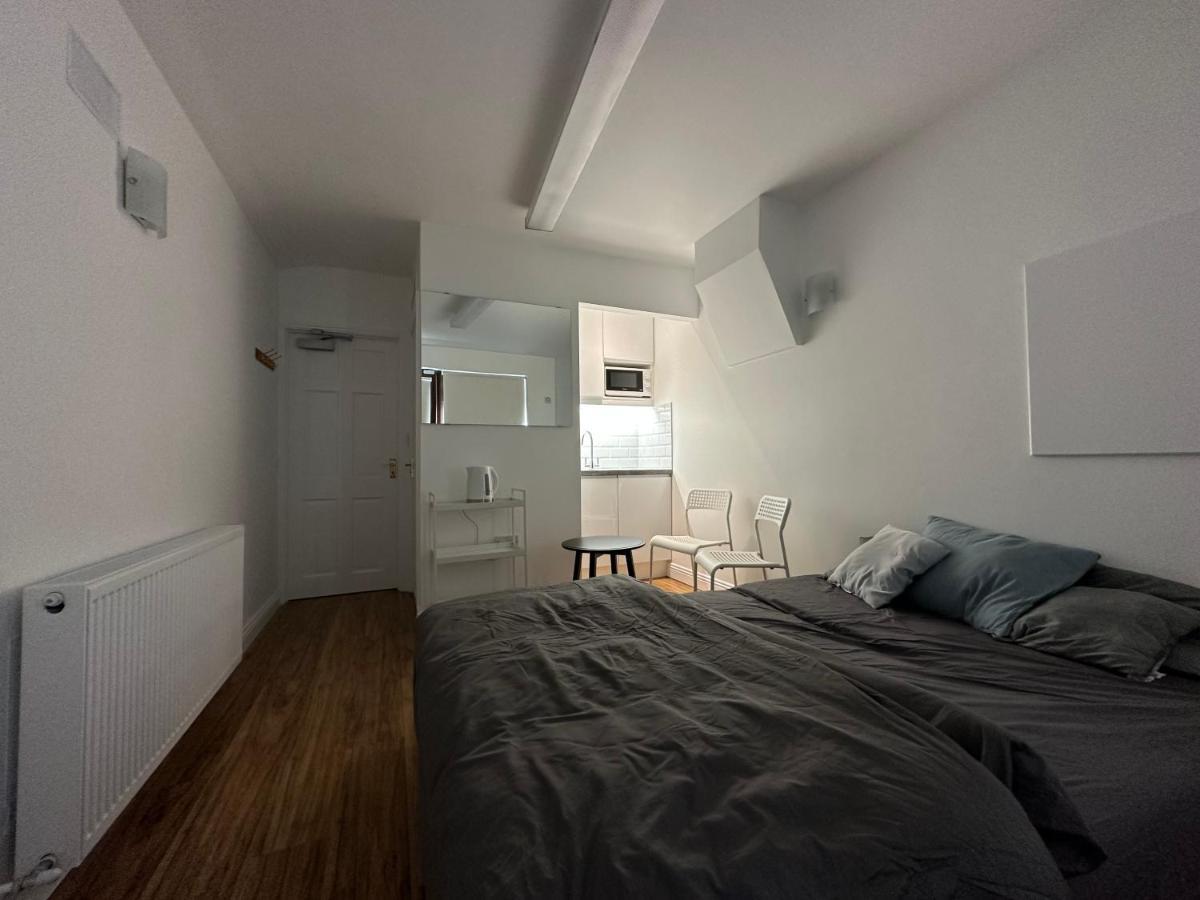 Santry Studio Dublin Extérieur photo